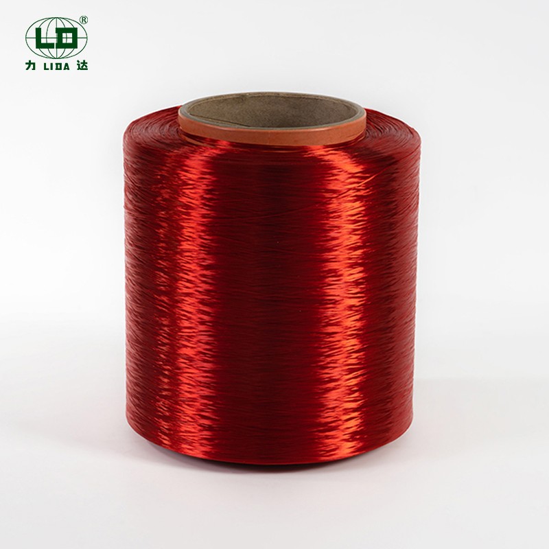 Ke liindasteri e felletseng ea li-welyester polyester Dyed